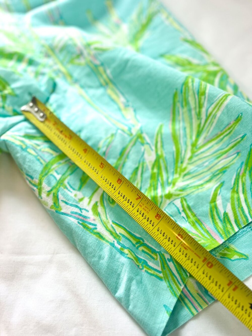 Lilly Pulitzer Resort Fit Bamboo Palm Shorts Side Zip 10" Inseam Cotton Size 12 - Picture 7 of 9